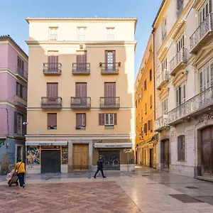 apartamento-plaza-mitjana.1costadelsol.com/